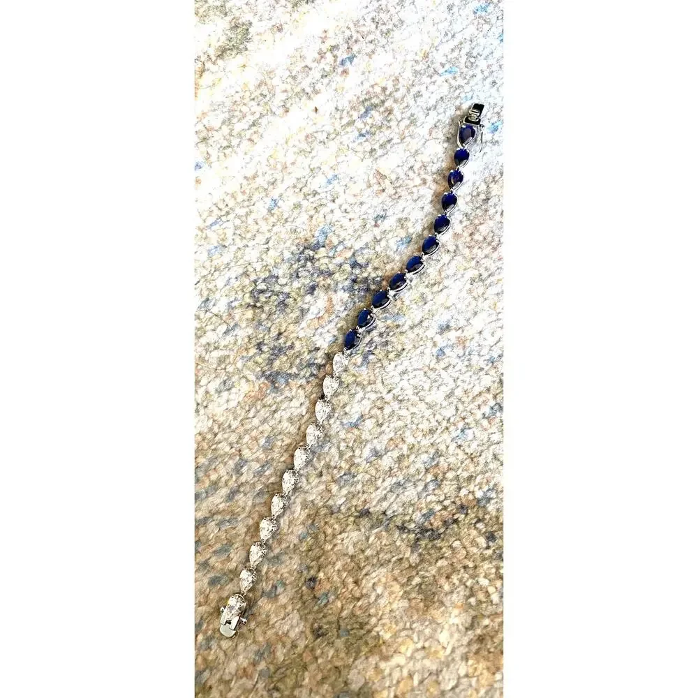 Jennifer Miller Jewelry average fit
